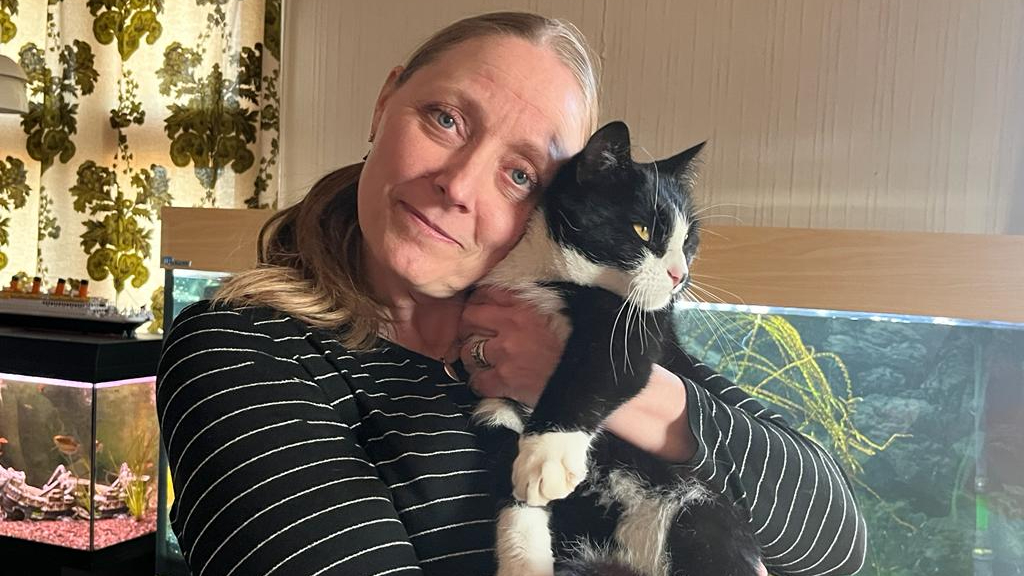 Sanna Mäkelä, ikääntyneen ihmisen palveluohjaaja EAT 