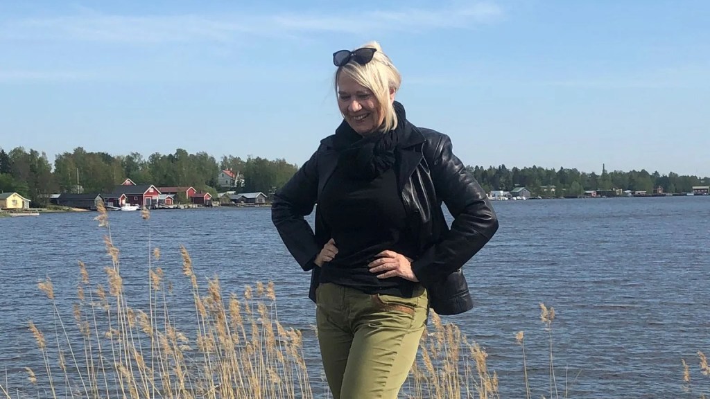 Opettaja Anna-Maija rakastaa merta ja nauttii kesän upeista kulttuurielämyksistä