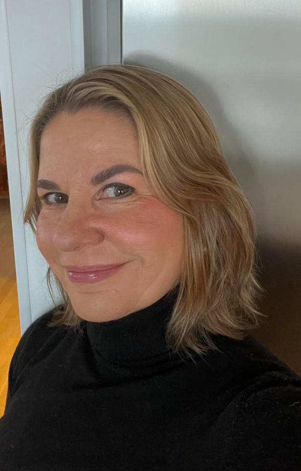 Kuvassa Opetushoitaja Sari Alakulju-Kuusisto Turun yliopiston lääketieteellisestä tiedekunnasta.